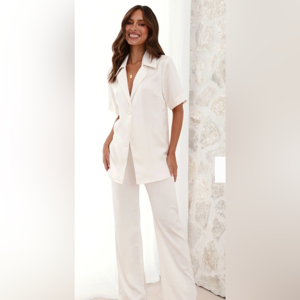 BillyJ Women’s Cream Wide-Leg Jumpsuit Blazer Set size 6 new
